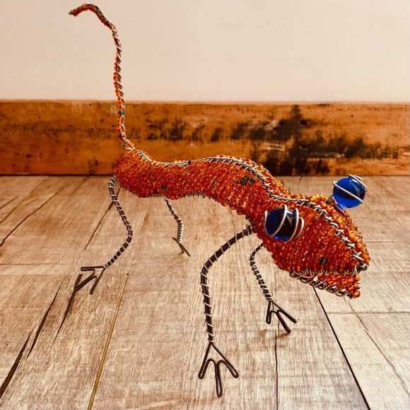 Beadworx—Grassroots Creations, Orange Gecko Lizard Glass Bead Wire Sculpture - Picture 1 of 8